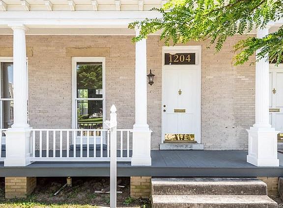 4th image of 1204 Bainbridge St