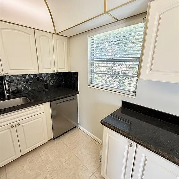 84 Mansfield Dr #84-B — Photo 9
