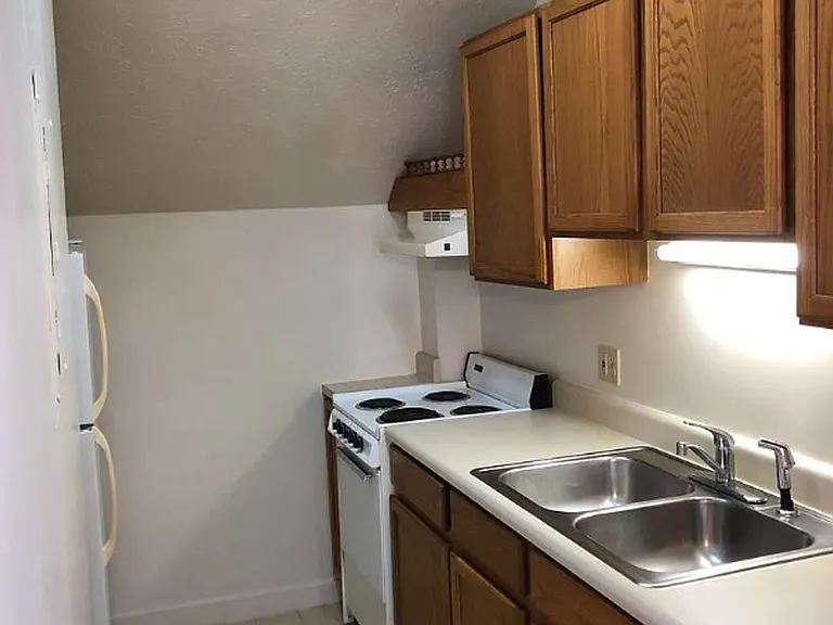 1117 N 10th Street — Photo 5