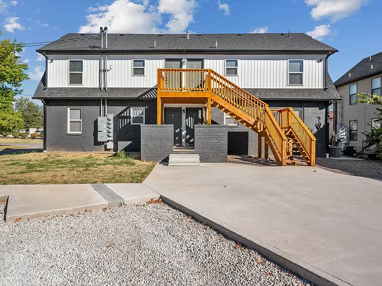 430 E. Bear Blvd — Photo 2