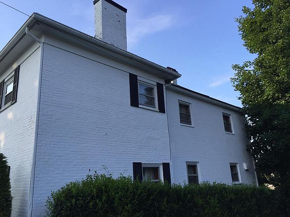 5th image of 230 Randolph St W