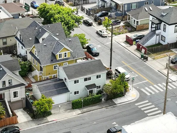 2930 Magnolia St, Oakland, CA 94608