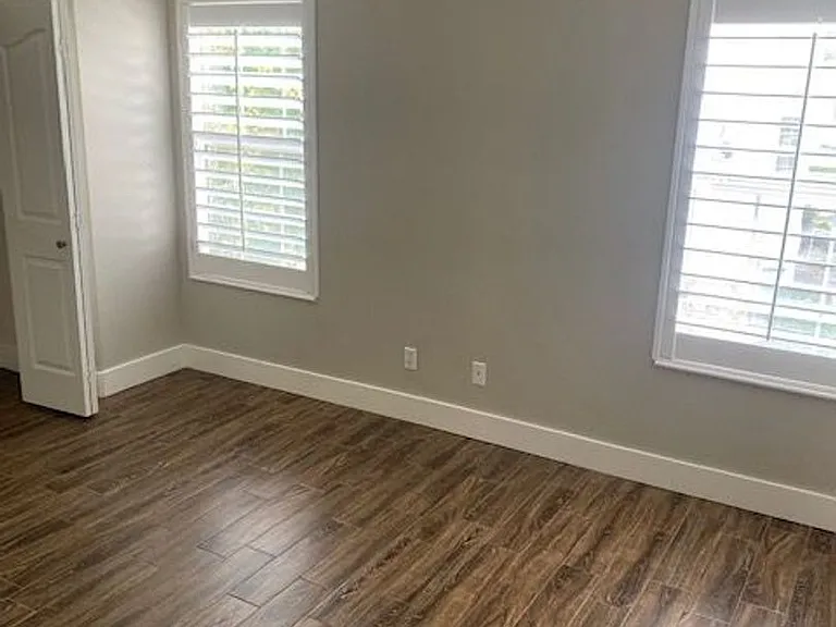 1298 S 1145 W — Photo 2