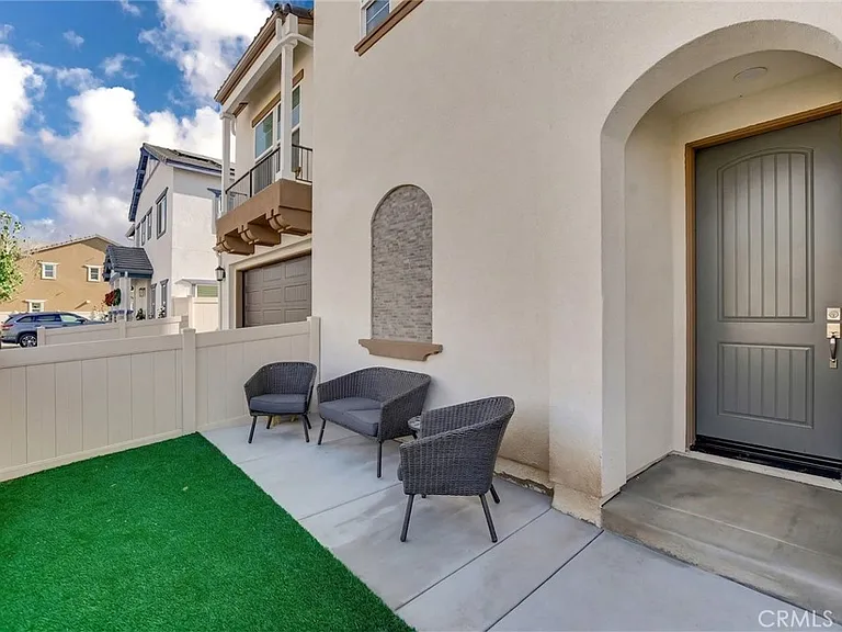 31969 Monet Pl — Photo 4