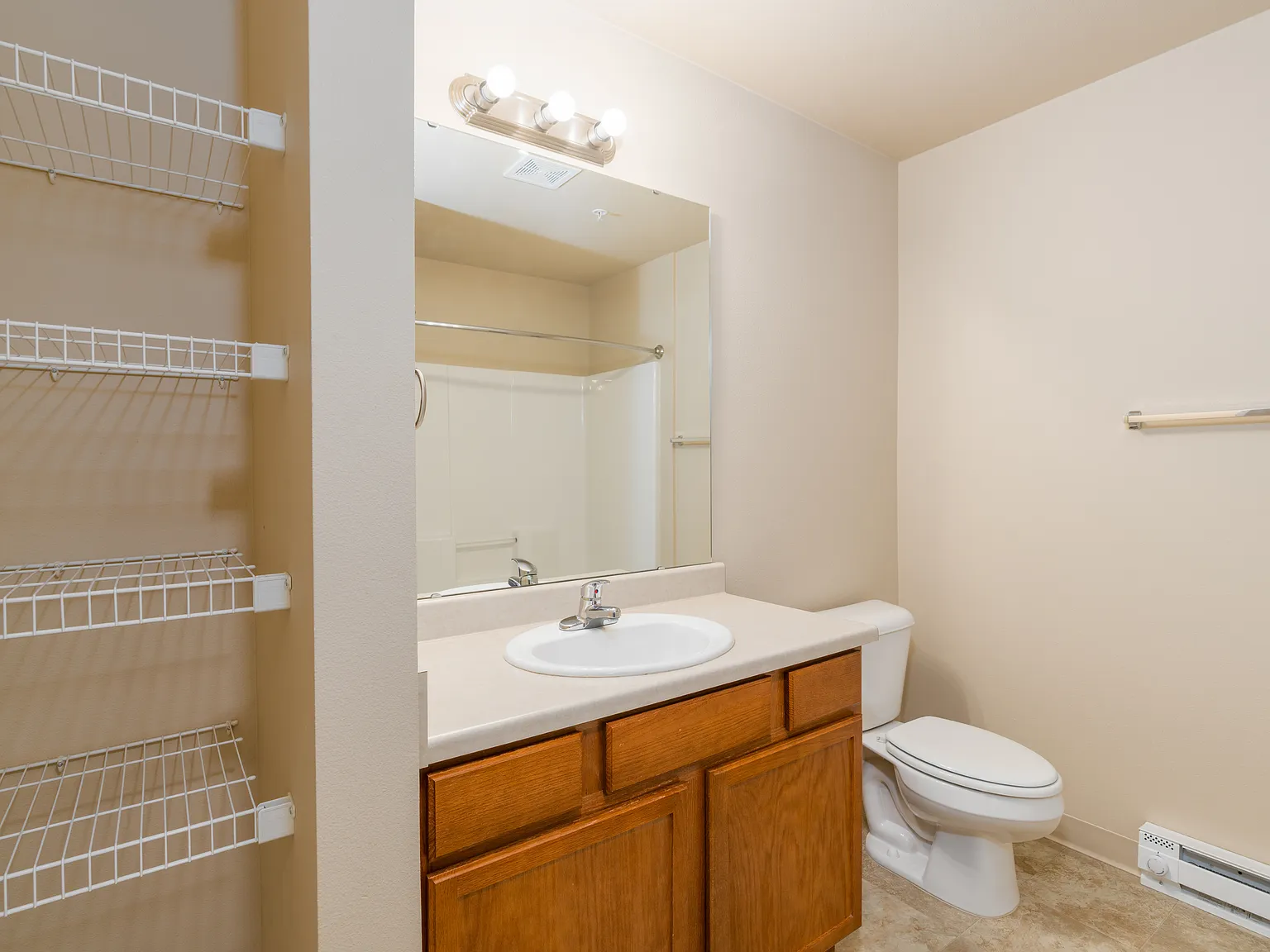 1 bed, 657 sqft, $1,285 — Photo 3