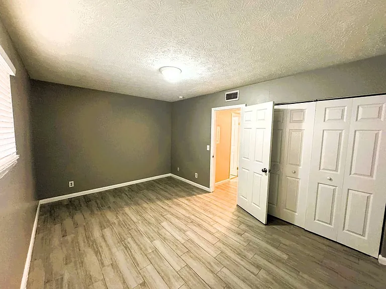 Arco Place Apartments - Under New Management — Photo 36