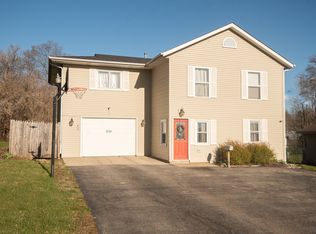 2024 Eastmoreland Ave, Rockford, IL