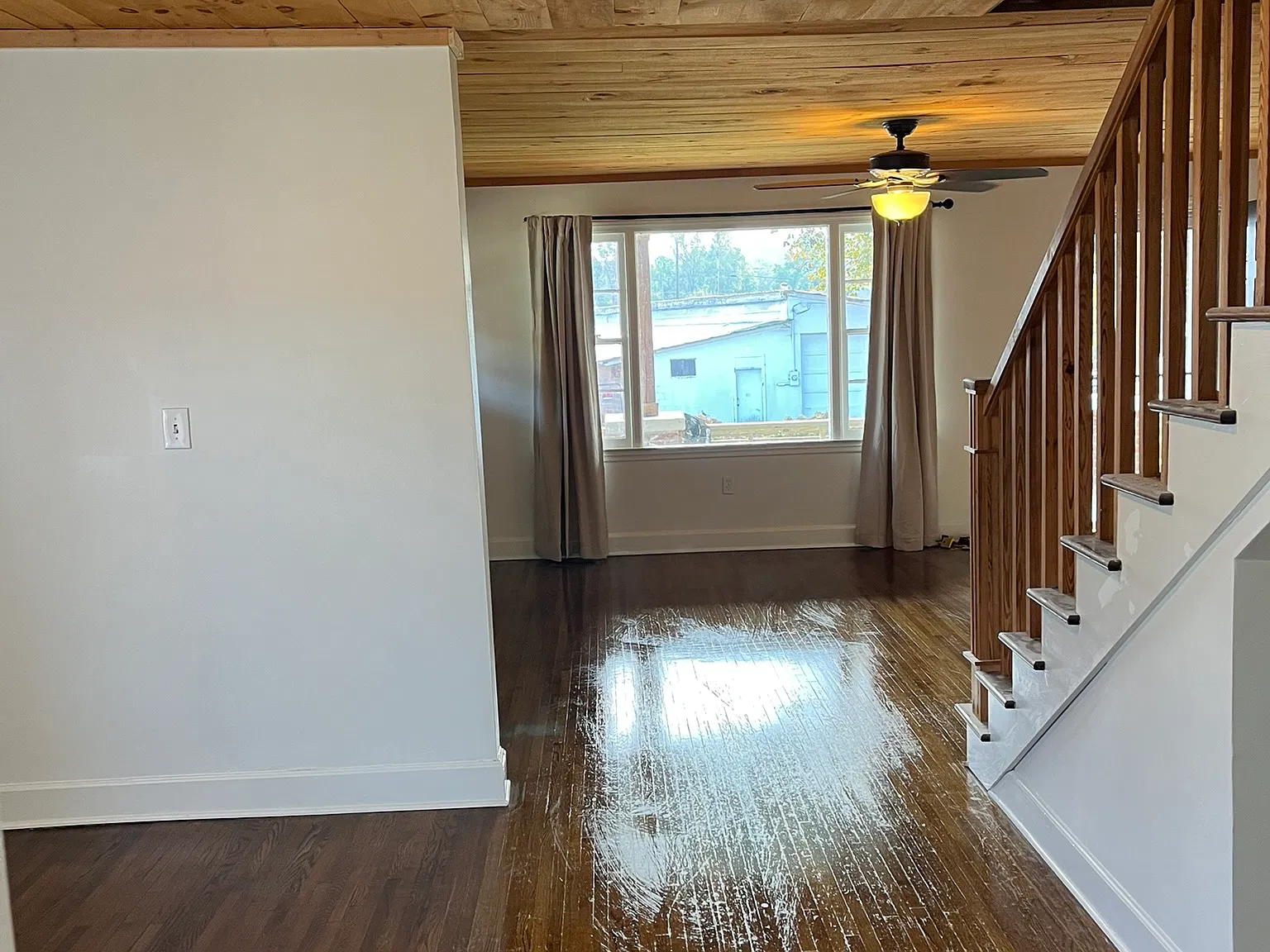 3 bed, 2.5 bath, 1500 sqft, $1,800 — Photo 4