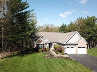 4633 Pauli Dr, Manlius, NY