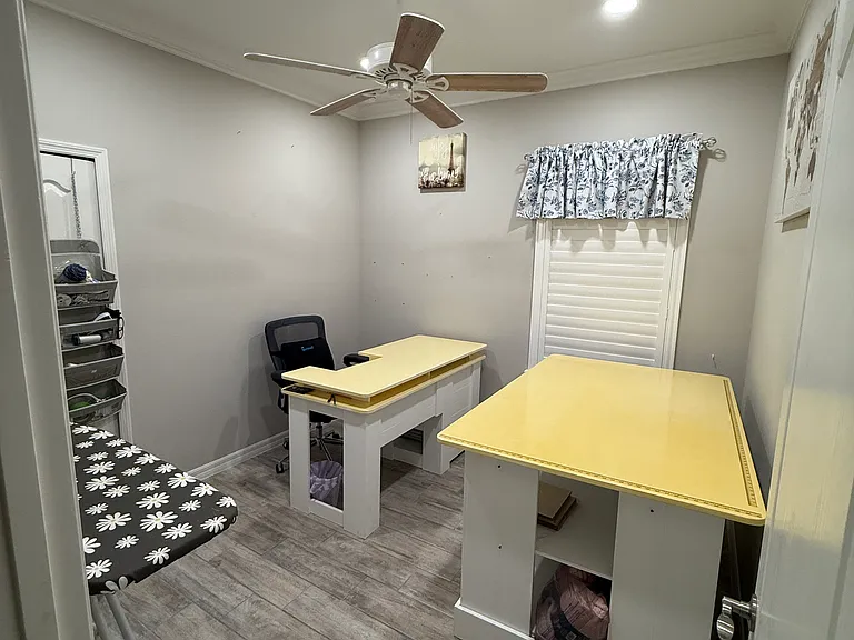 Bedroom #3 - Craft tables
