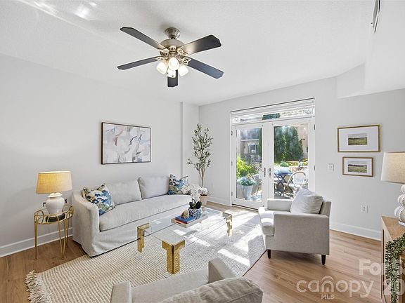 3rd image of 1315 East Blvd Unit 313