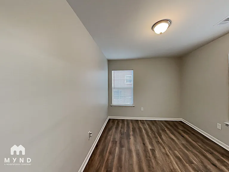 6409 Barrington Dr — Photo 10