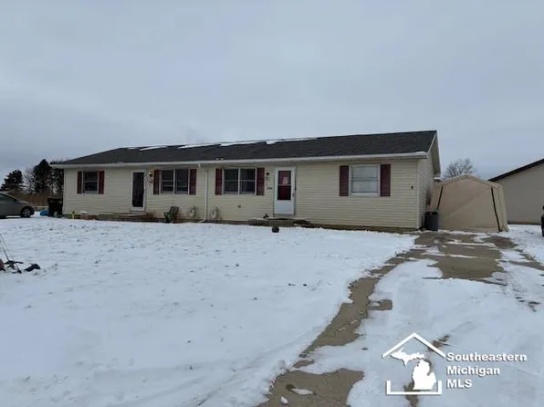 8757-8765 Sams Dr, Maybee, MI 48159