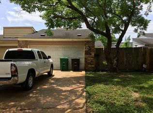 10834 Sandpiper Dr, Houston, TX 77096