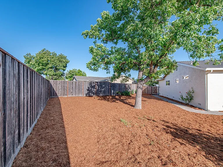 4774 Corwin Ct — Photo 19