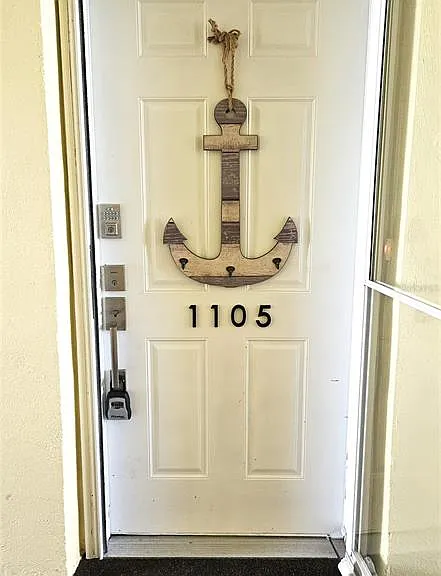 4575 Cove Cir #1105 — Photo 3