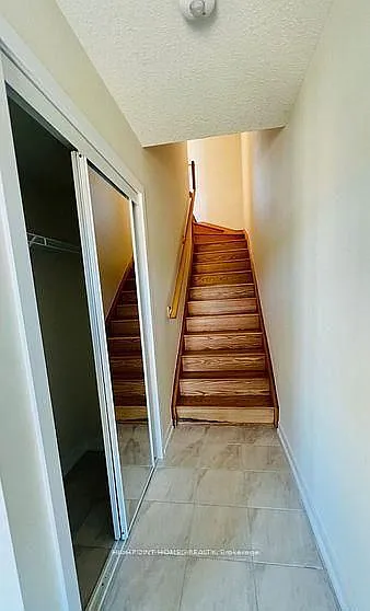 125 Melody Ln — Photo 3