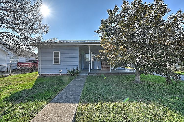 1st image of 1638 C St