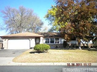 3100 Quarles Rd, Brooklyn Center, MN 55429