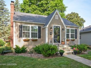 1311 S 4th St, St Charles, IL 60174