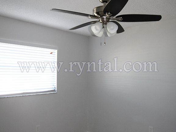 4th image of 6335 Gateway Ave