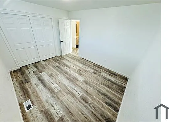 86 Lansing St — Photo 8