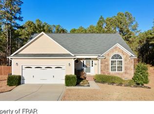 709 Valley Oak Dr, Bunnlevel, NC 28323