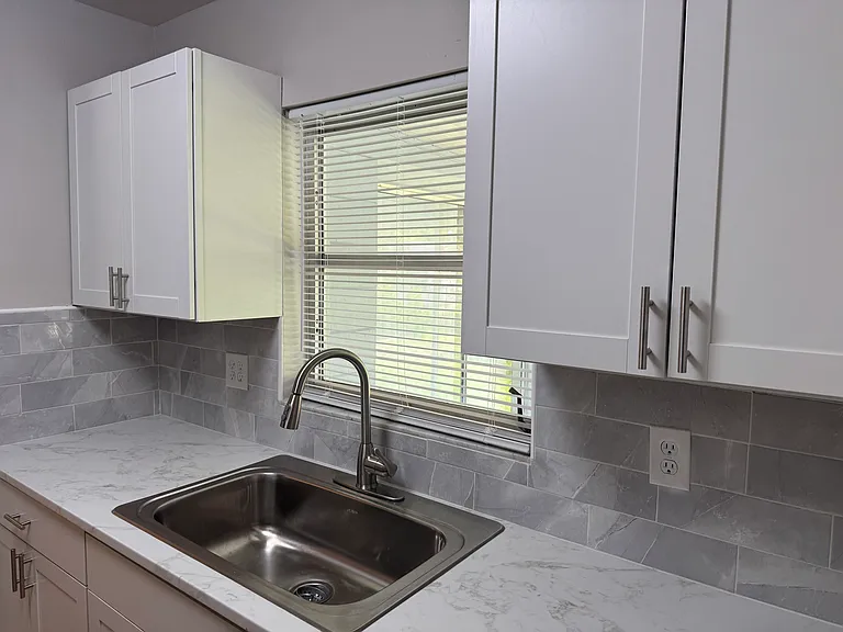 4270 SW 145th Place Rd — Photo 10