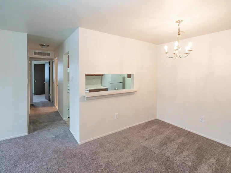 2875 Heritage Dr #2 — Photo 4