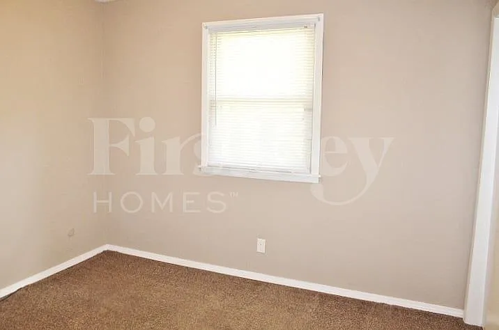 4455 Stuart Dr — Photo 14