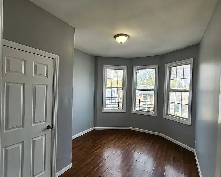 80 Brookdale Ave #3L — Photo 7