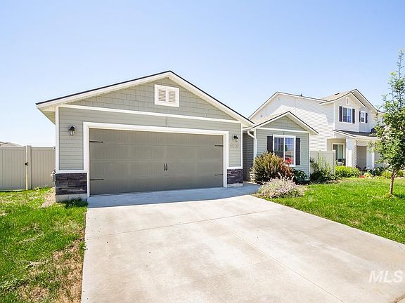 2nd image of 19637 Stowe Way