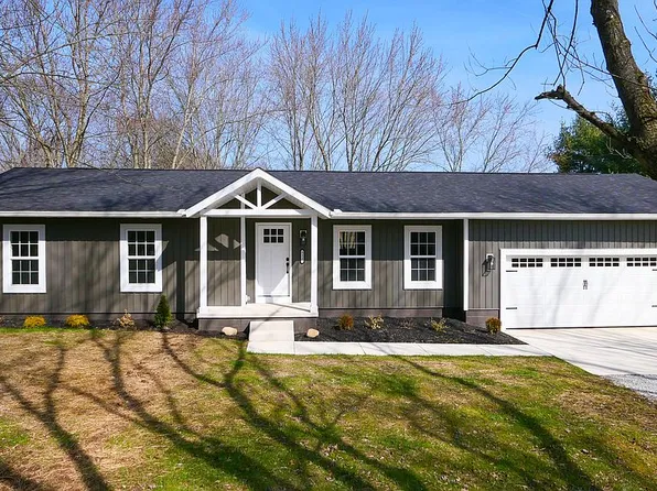 5117 State Route 303, Mantua, OH 44255