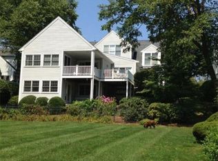 240 Salem End Rd, Framingham, MA 01702