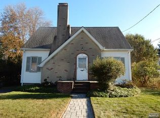 20 Riverdale Rd, Pompton Lakes, NJ 07442