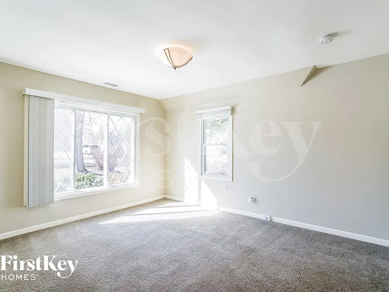 123 Fairlawn Dr — Photo 6