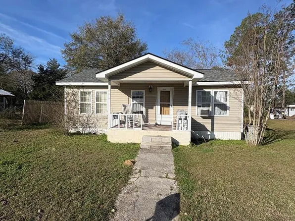 612 N Mathis St, Nashville, GA 31639