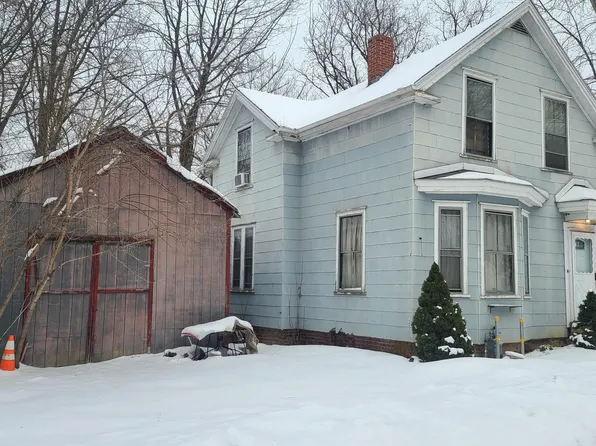 62 7th Street, Auburn, ME 04210