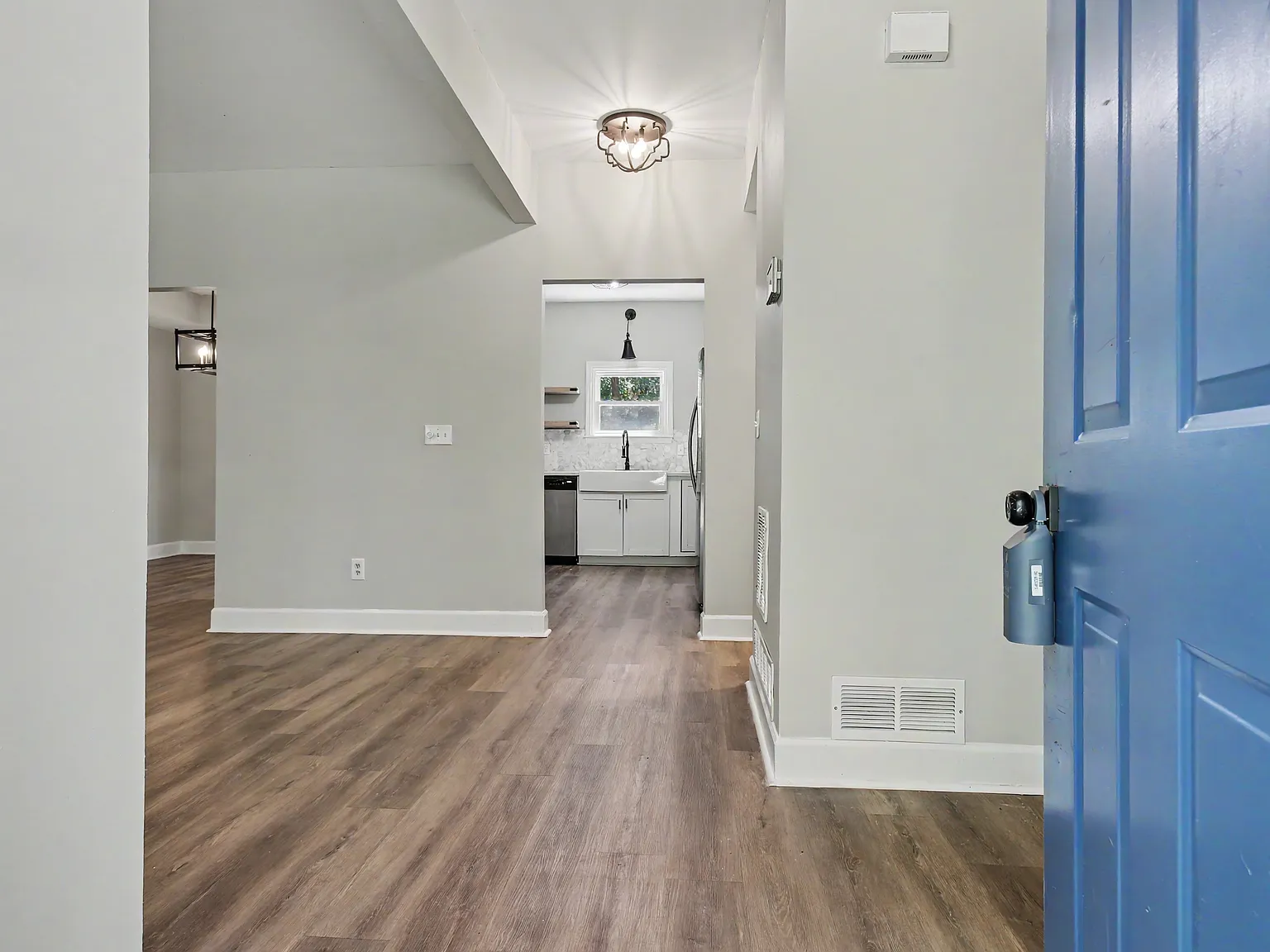 1359 Fischer Road - 1 — Photo 3