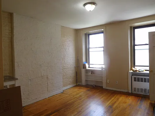 Rented by Jacqueline H Swiskey, LREB | media 21