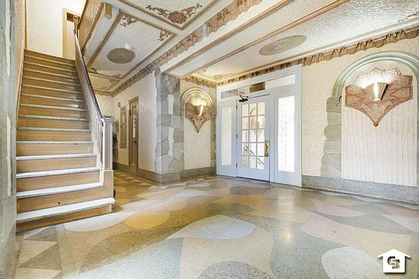 Sold by Coldwell Banker Reliable Real Estate | media 8