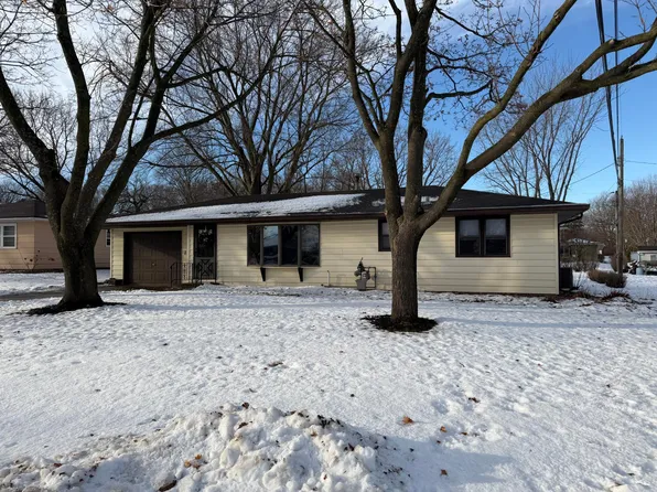 1006 Rosehill Dr, Albert Lea, MN 56007
