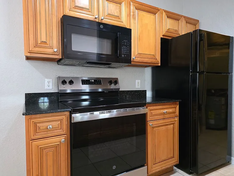 826 Grand Regency Point #202 — Photo 10