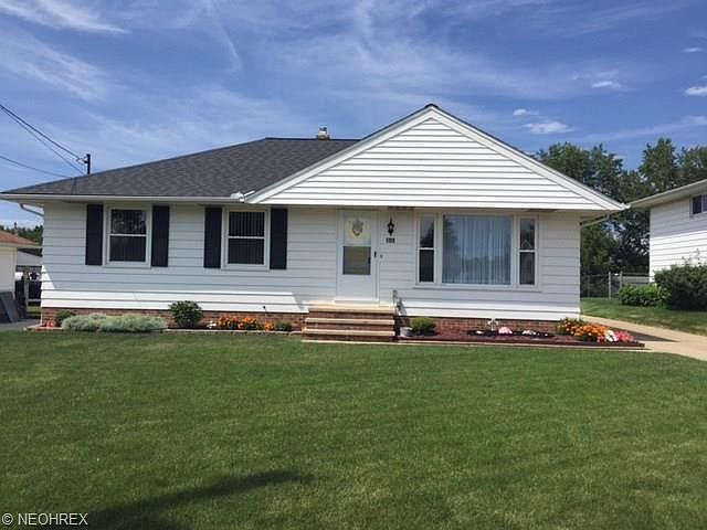 1st image of 211 Lowrie Blvd