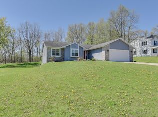 341 Washburn Rd, Deerfield, WI 53531