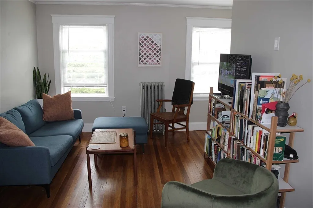 1 bed, 1.0 bath, 900 sqft, $2,300 — Photo 3