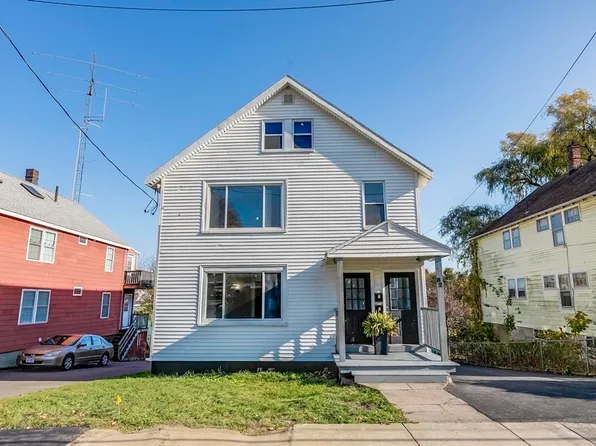 82 Laurel St, Lynn, MA 01905