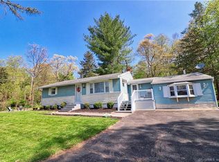 5 Manor Ln, Wolcott, CT 06716