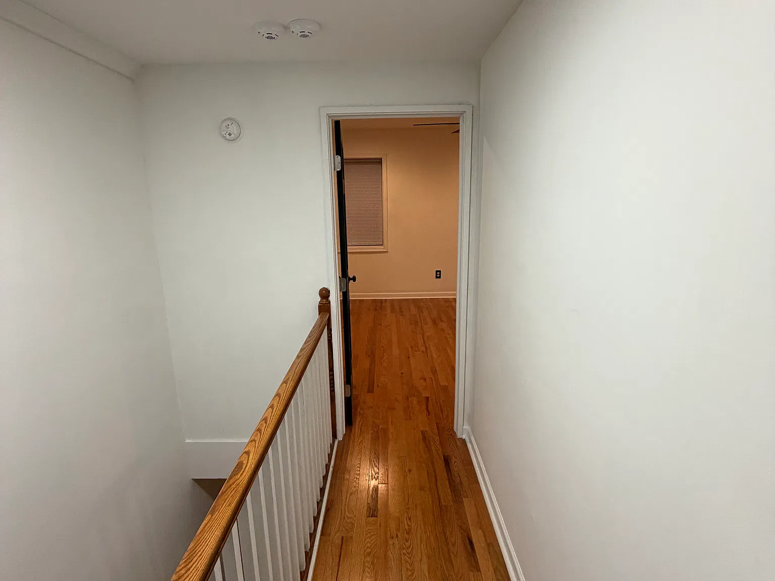 2 bed, 1028 sqft, $1,990 — Photo 2