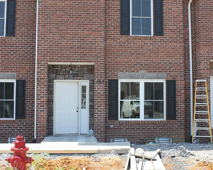 163 Cedar Point Ln — Photo 2